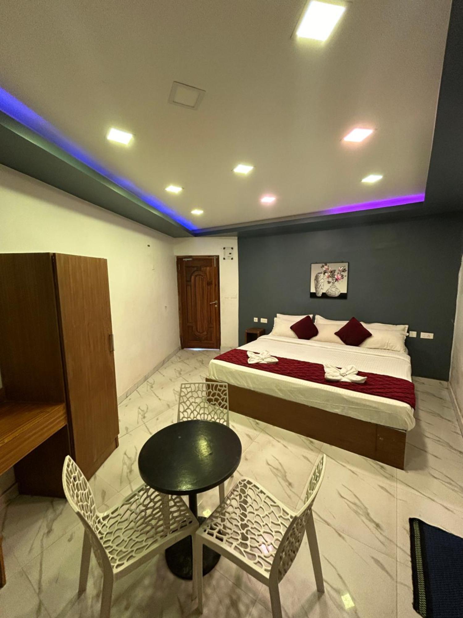 The Elite Beachview Puducherry Exterior foto