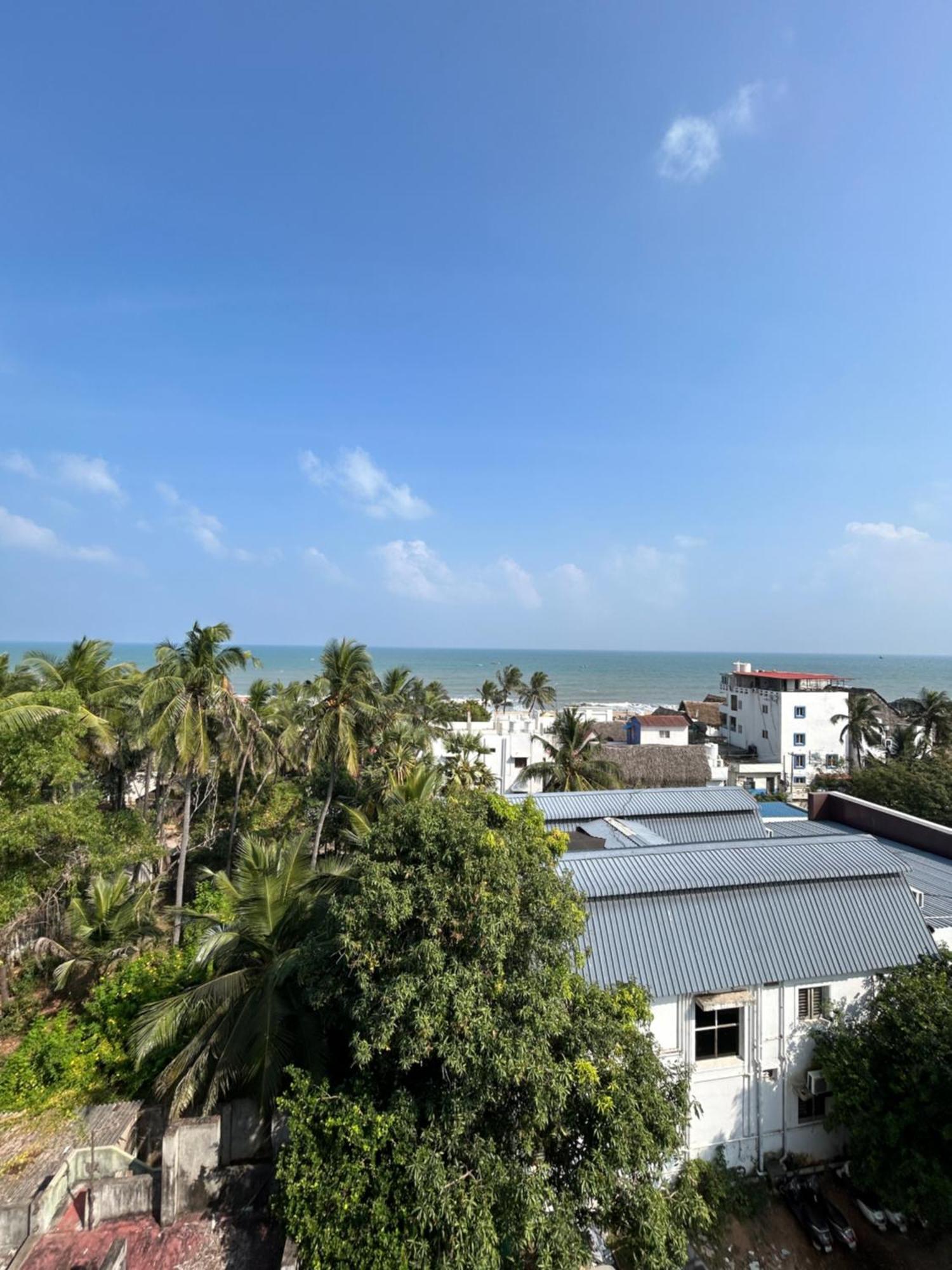 The Elite Beachview Puducherry Exterior foto