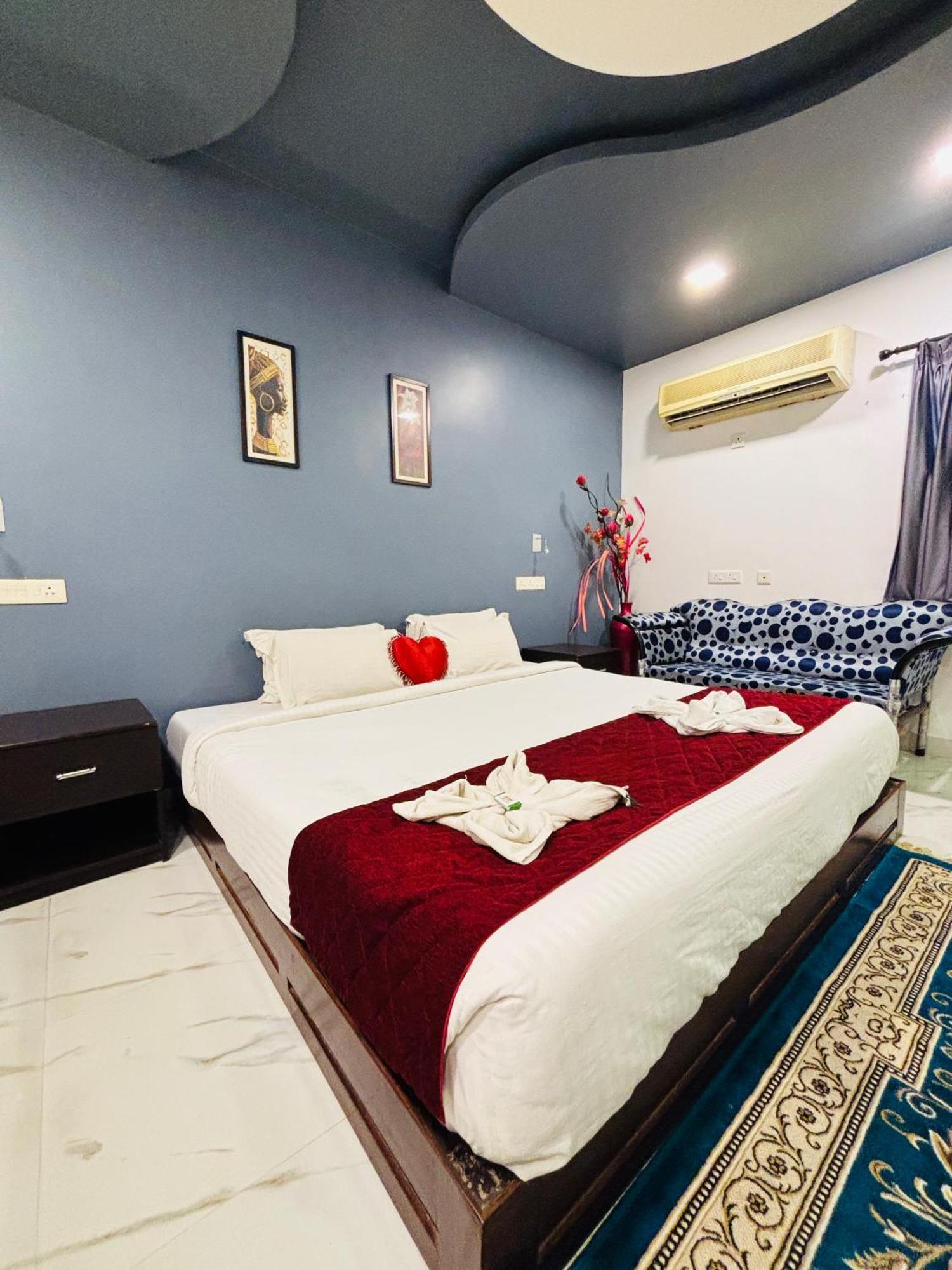 The Elite Beachview Puducherry Exterior foto