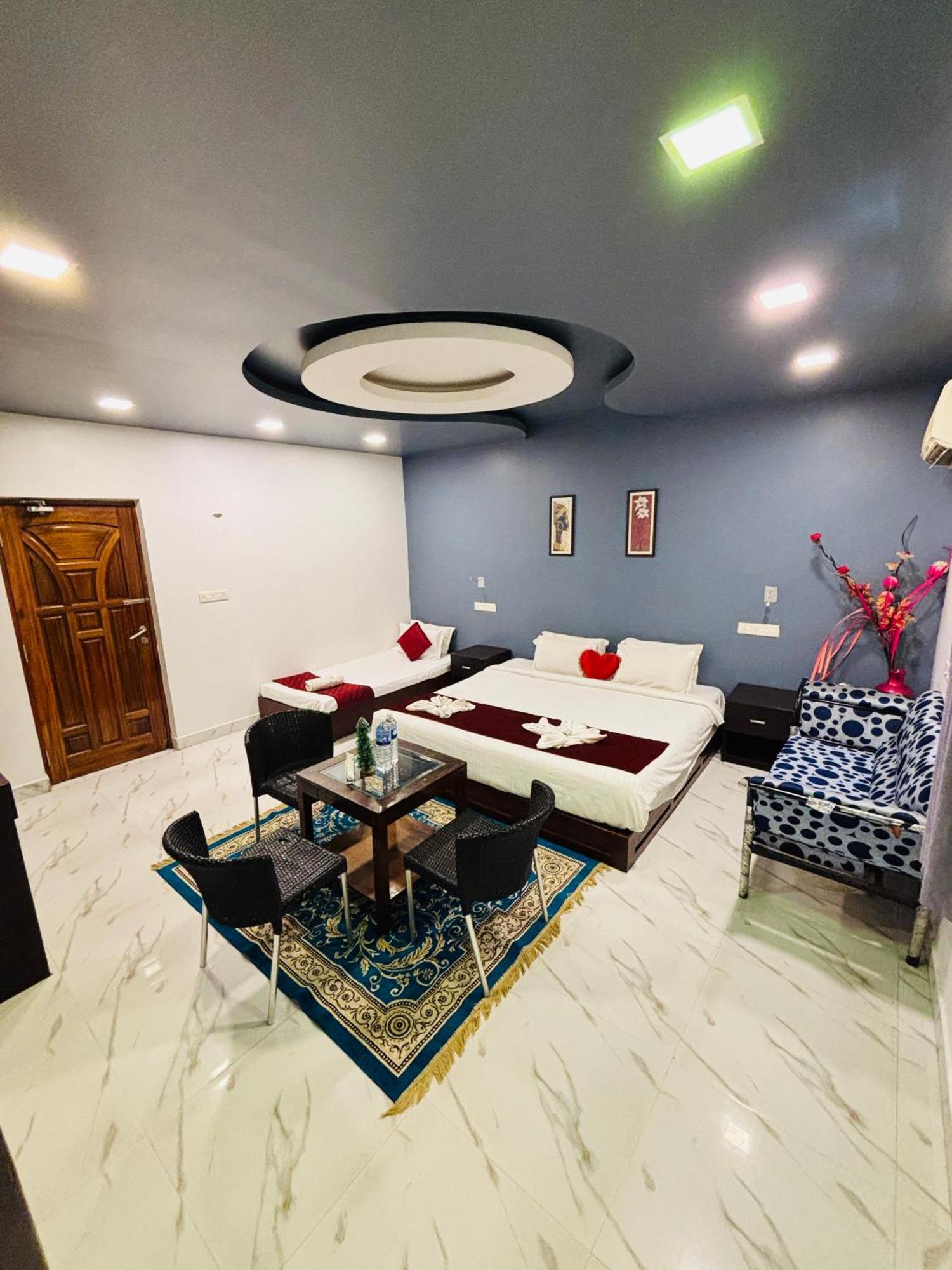 The Elite Beachview Puducherry Exterior foto