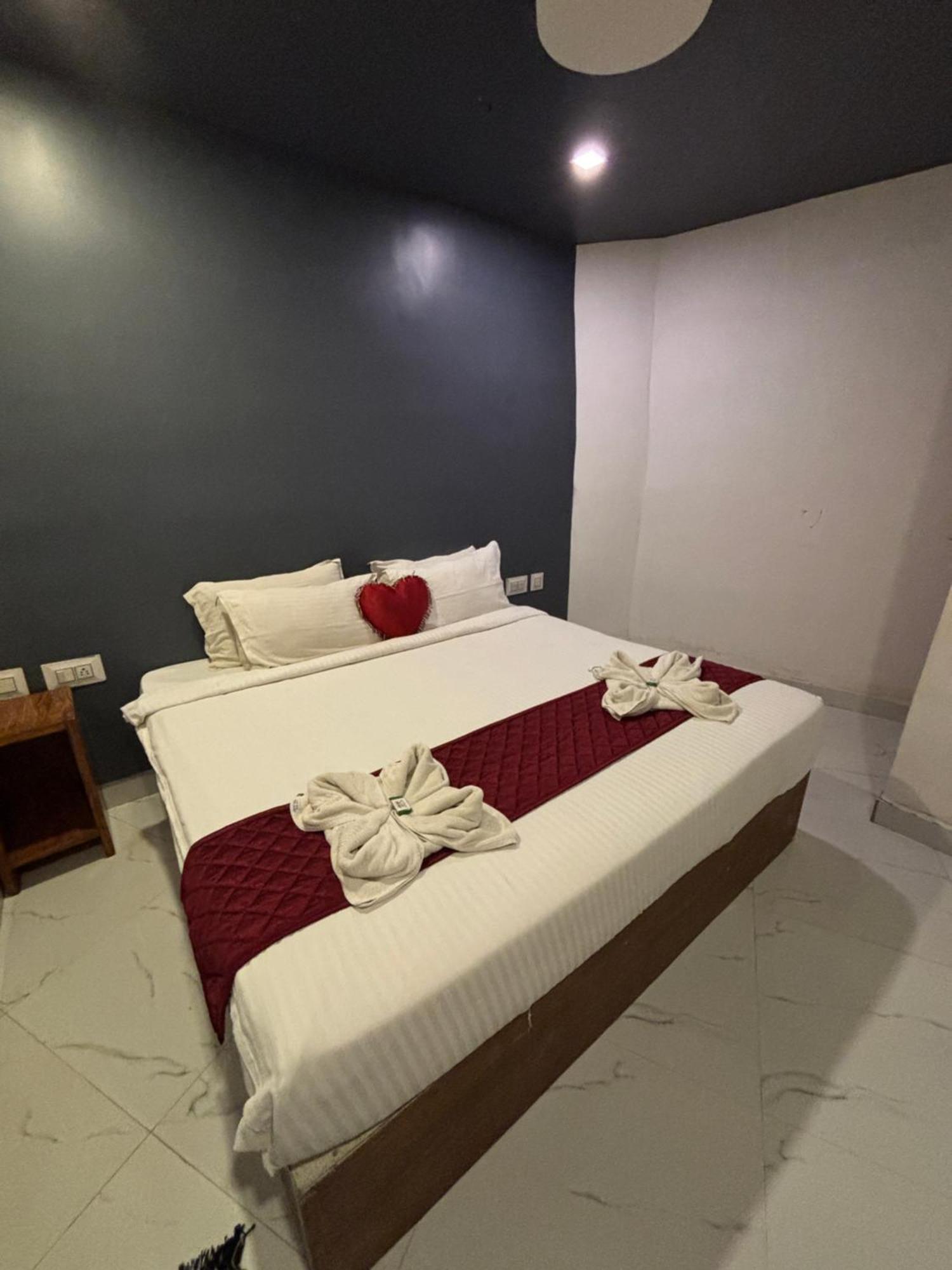 The Elite Beachview Puducherry Exterior foto