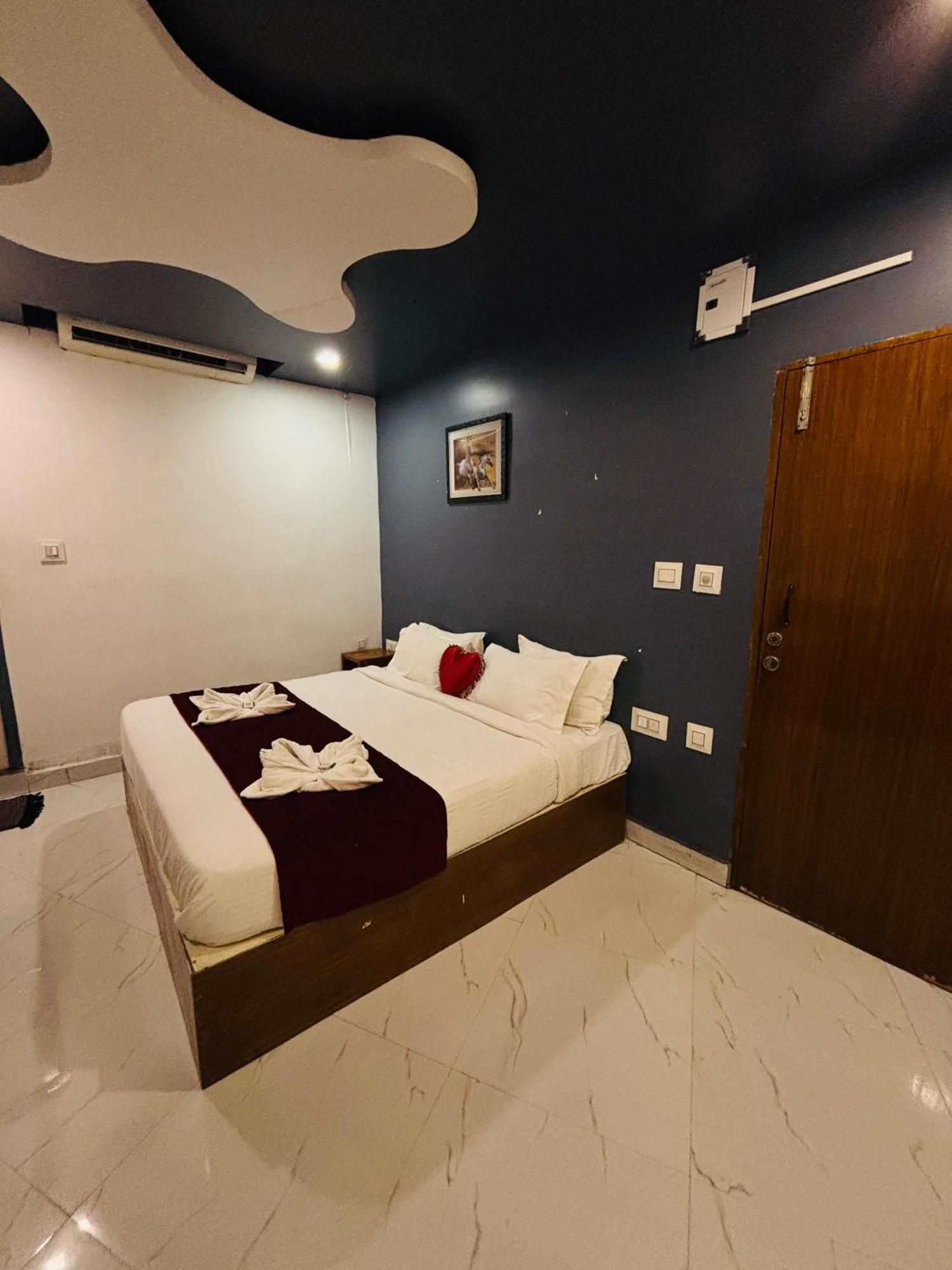 The Elite Beachview Puducherry Exterior foto