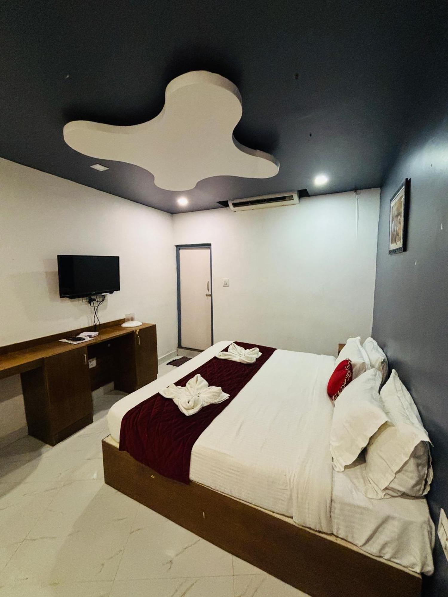 The Elite Beachview Puducherry Exterior foto